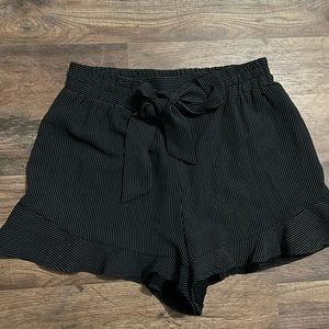 Boutique shorts with ruffles and a bow!